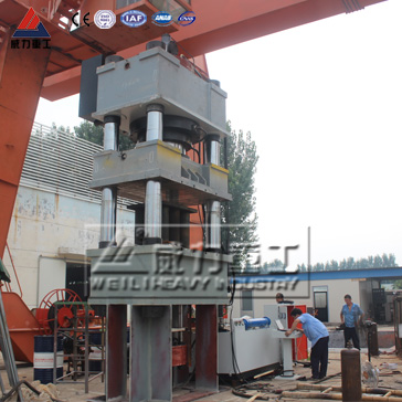 1000噸三梁四柱液壓機(jī)