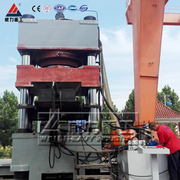 5000噸三梁四柱液壓機(jī)