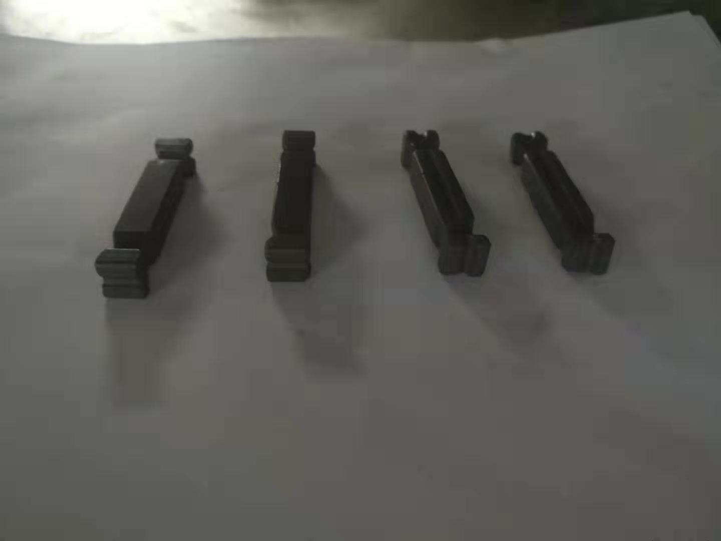 壓制成型的漁網墜