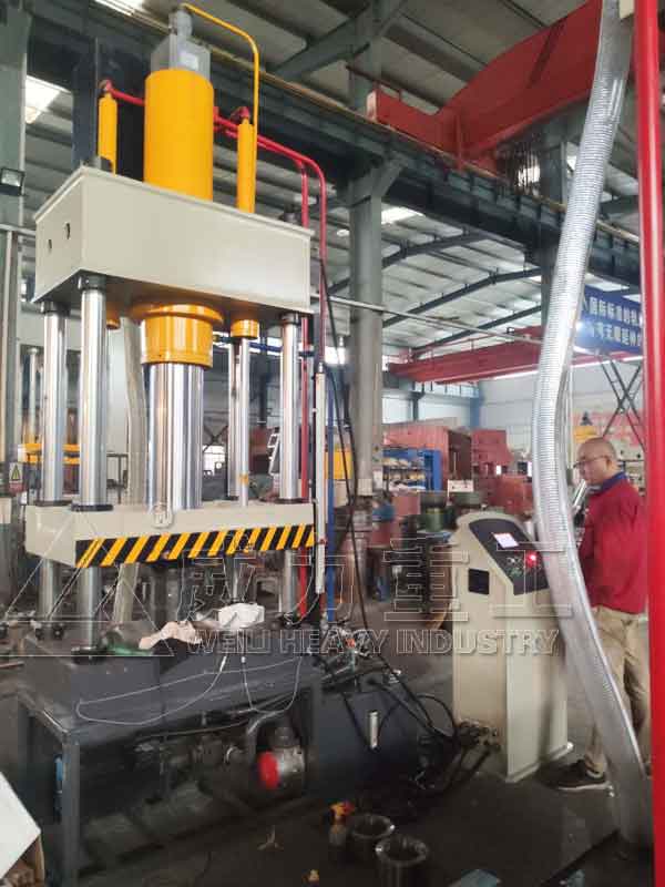 切邊液壓機(jī)_100噸200噸315T汽車配件切邊液壓機(jī)