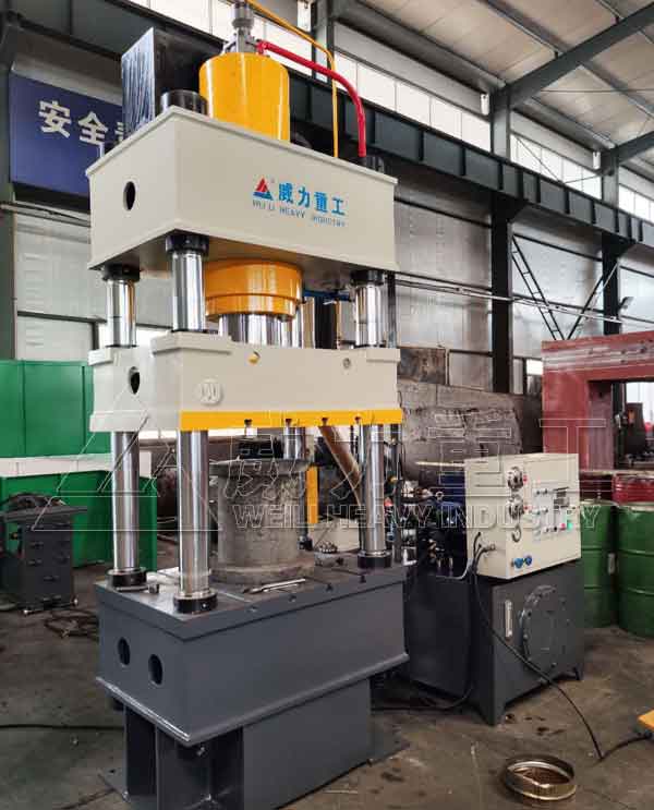 200噸三梁四柱液壓機(jī)