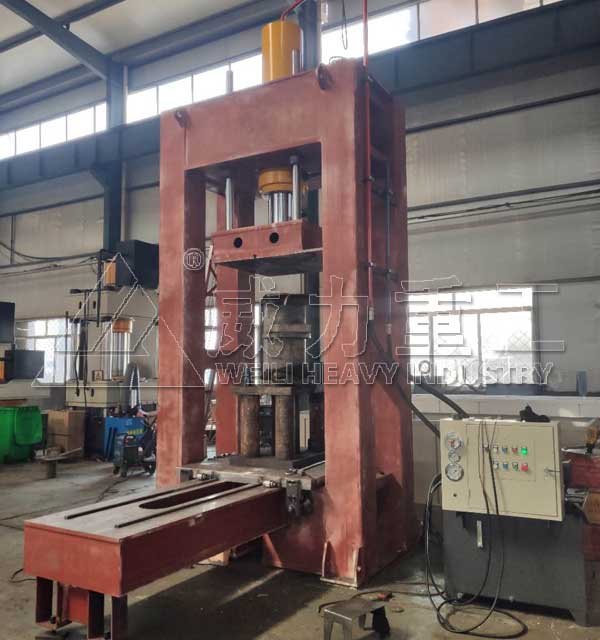 電機(jī)軸承壓裝500噸龍門液壓機(jī)