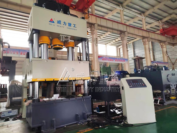 400噸U型復(fù)合樹脂排水溝模壓液壓機